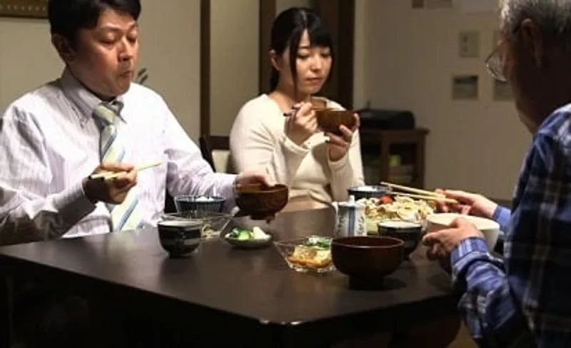 [nsps-436] vợ trẻ và người bố già ai uehara